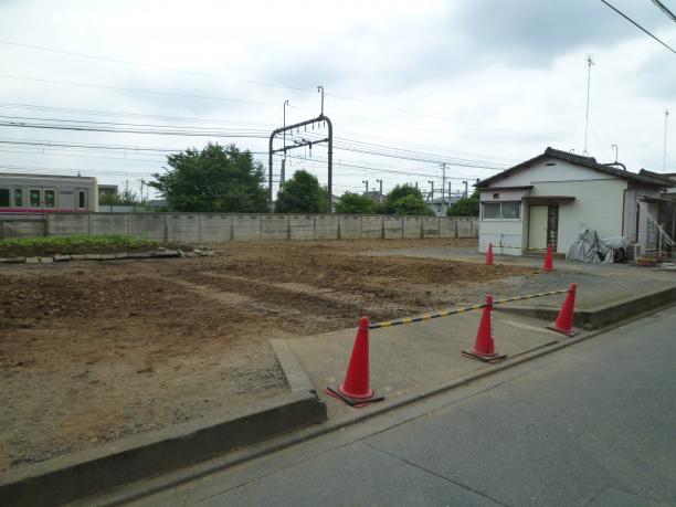 日野市三沢 平屋5棟解体