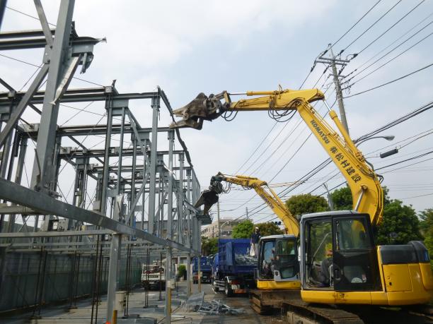 三鷹市 立体駐車場解体