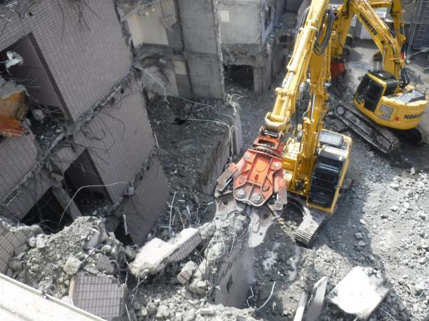 八王子市　RC4階建て解体工事