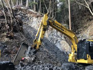 奥多摩湖付近 予防治山工事