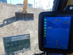 多摩川沿仮設搬入路工事